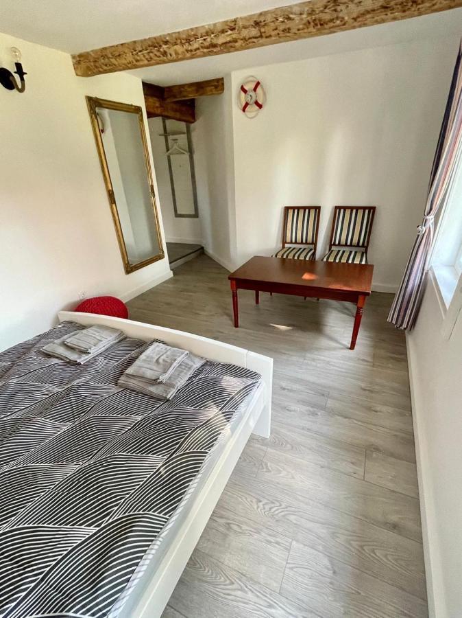 Rusnes Pakalnes Apartamentai エクステリア 写真