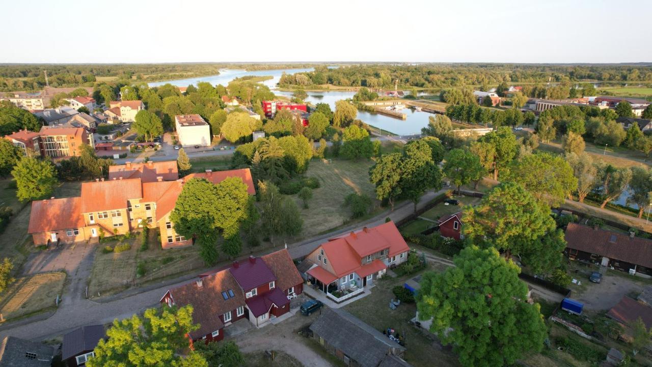 Rusnes Pakalnes Apartamentai エクステリア 写真